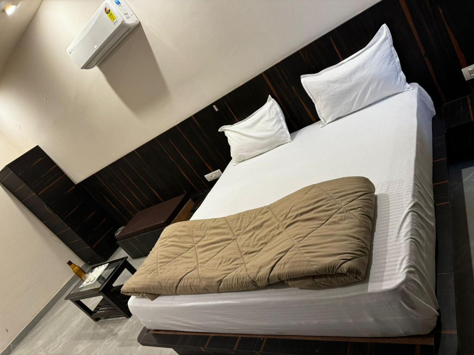 Hotel Karma Jaipur Dış mekan fotoğraf